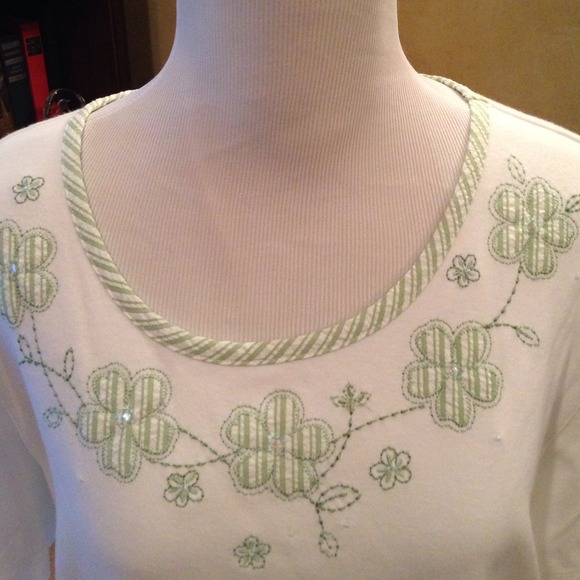 White top w/lime green flowers & striped collar - Picture 2 of 3