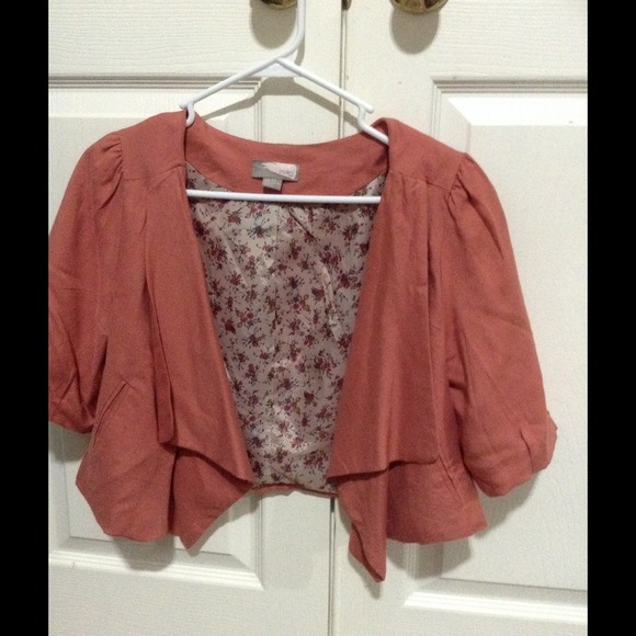 Cropped blazer