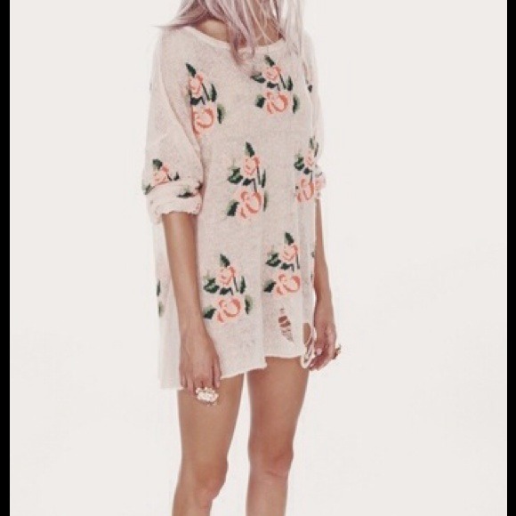 WILDFOX WHITE LABLE PRAIRIE ROSE SWEATER