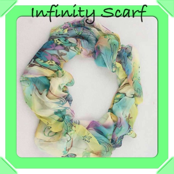 INFINITY SCARF. BRAND NEW