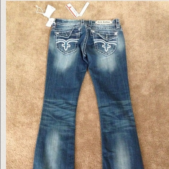 Rock Revival Jeans 🚫🚫sold🚫🚫 - Picture 3 of 4