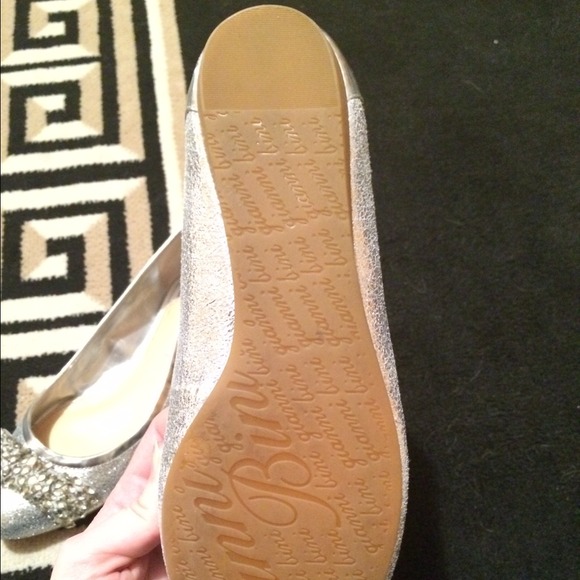 Gianna Bini Silver & Rhinestone Bow Flats - Picture 4 of 4