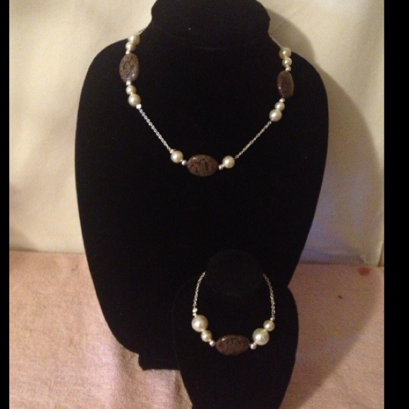 Mud & Ice *Bracelet* - Picture 3 of 3