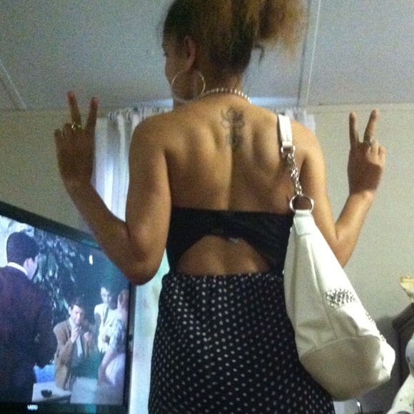 Dress - Picture 2 of 3