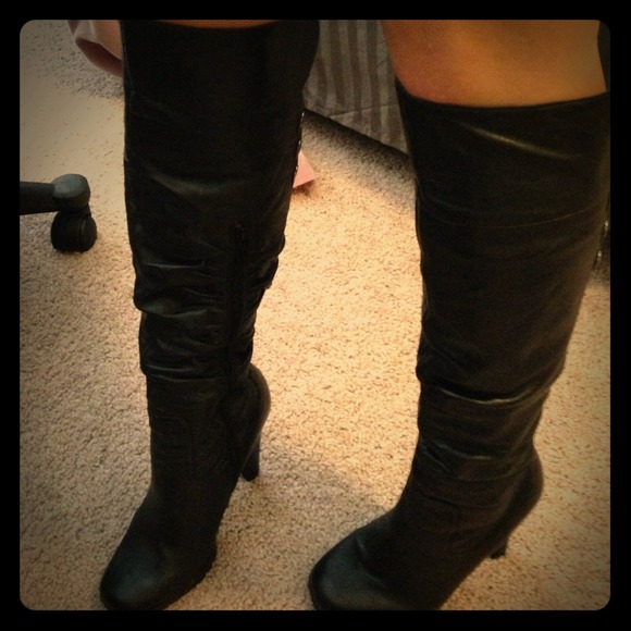 ❤️Black leather high heel boots ❤️