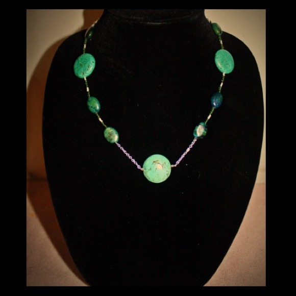 Jaded Spring *necklace* - Picture 1 of 4