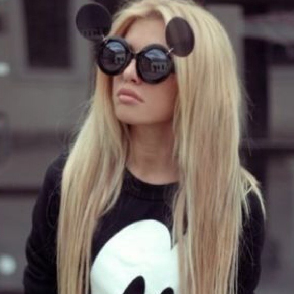 Accessories - Mickey Mouse trendy chic sunglasses