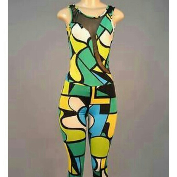 Clothes - Picture 2 of 3