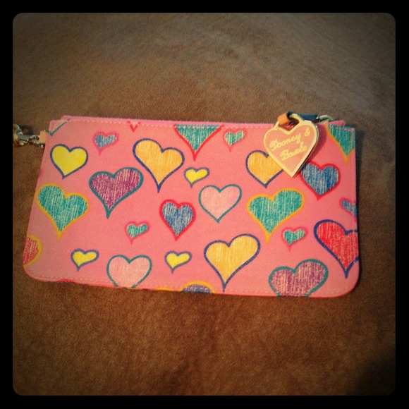 Dooney & Bourke wristlet