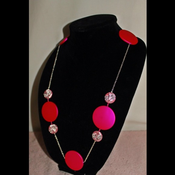 Matted Princess *Necklace* - Picture 2 of 4