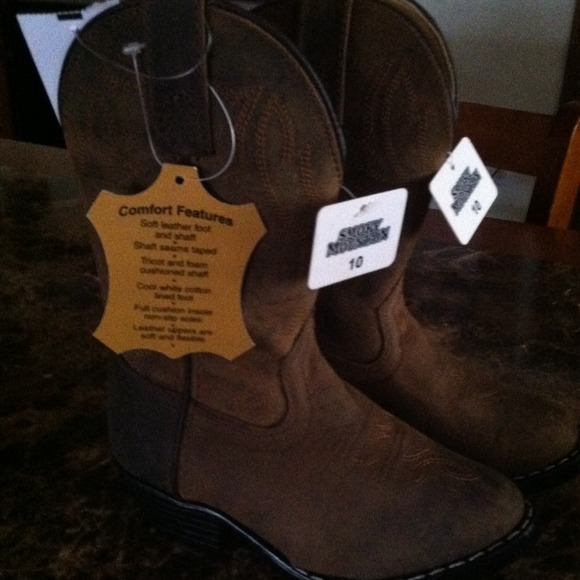 NEW Toddler size 10 distressed brown boots