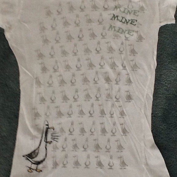 Finding Nemo fitted T-shirt - Picture 2 of 2