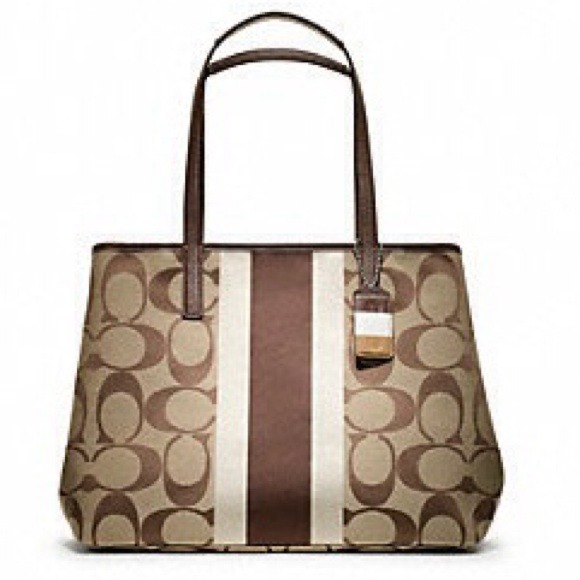 Coach Hamptons Weekend bag 100% Authentic!!!!