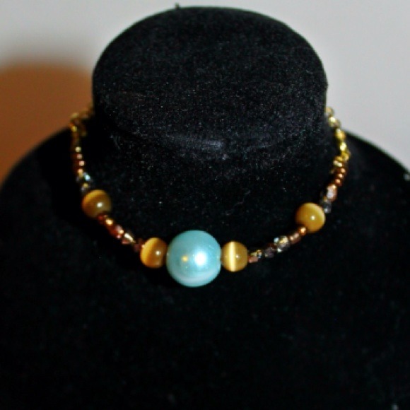 Royalty #4 *EXCLUSIVE!* - Picture 2 of 2