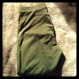 Thick forest green leggings