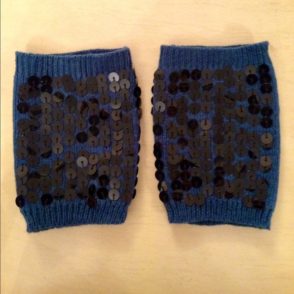 💔SOLD💔Holiday NWOT Handwarmers❄️ - Picture 2 of 4