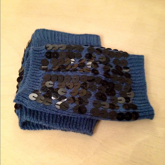 💔SOLD💔Holiday NWOT Handwarmers❄️ - Picture 3 of 4