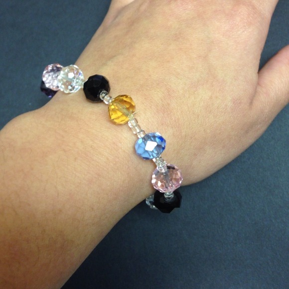 Custom made bracelet for all wrists sizes. - Picture 3 of 3