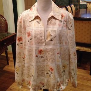 Beautiful zip up jacket. Lovely flowered design.