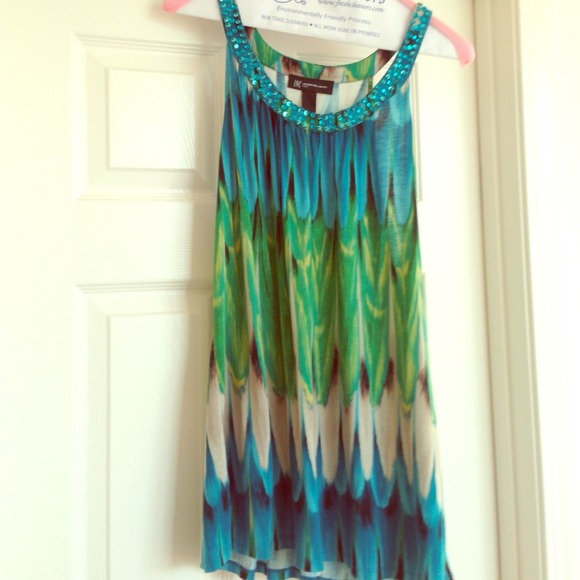 Beautiful Jewel Neck Peacock Color Hue Tank Blouse