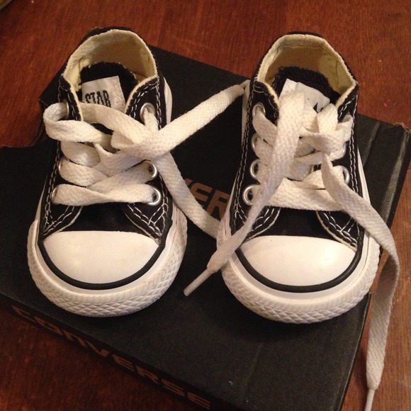 Converse - Picture 3 of 4