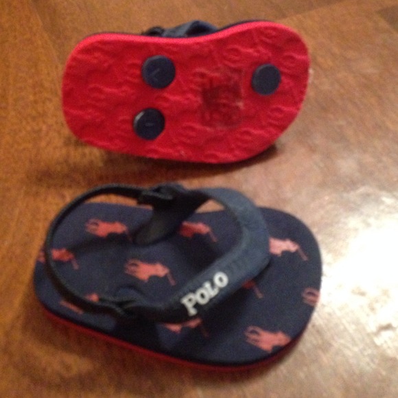 Sandals - Picture 3 of 4