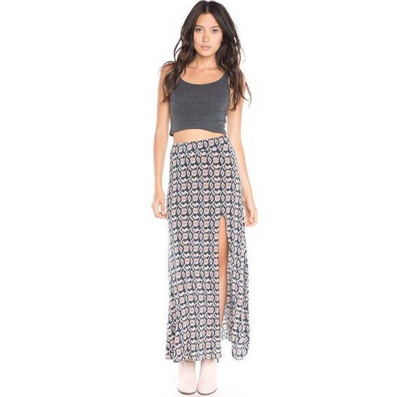 ❌SOLD❌Brandy Melville Aztec Print Skirt