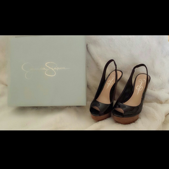 jessica simpson sandal - Picture 2 of 2