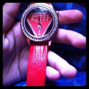 Guess watch!