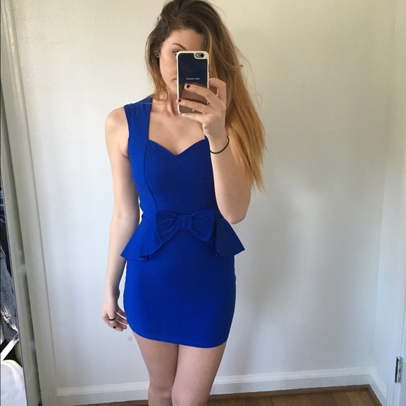 Cecil Lee Dresses & Skirts - Blue Bow Dress