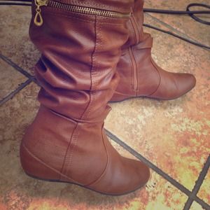 Gorgeous chestnut tall boots