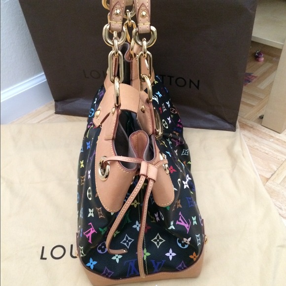 100% AUTH LOUIS VUITTON URSULA BAG LIKE NEW Recepi - Picture 3 of 4