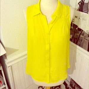 Yellow sleeveless shirt