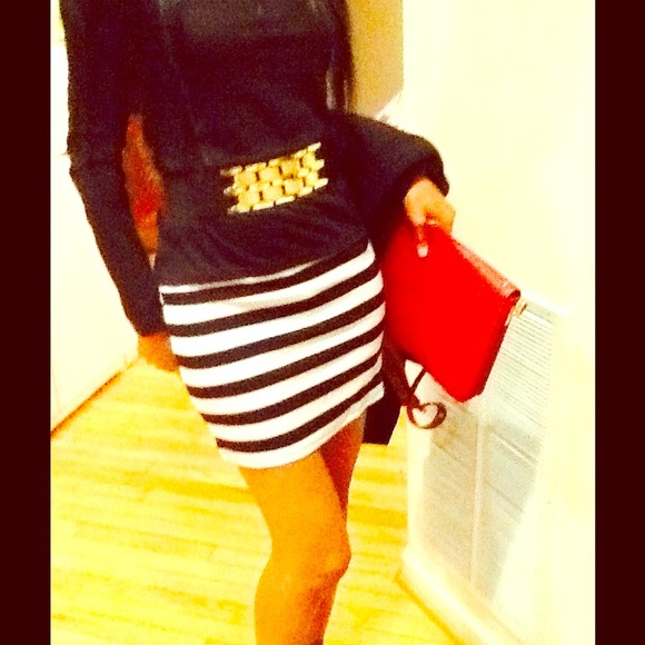 Black And White Long Sleeve Cocktail Dress - Picture 1 of 2