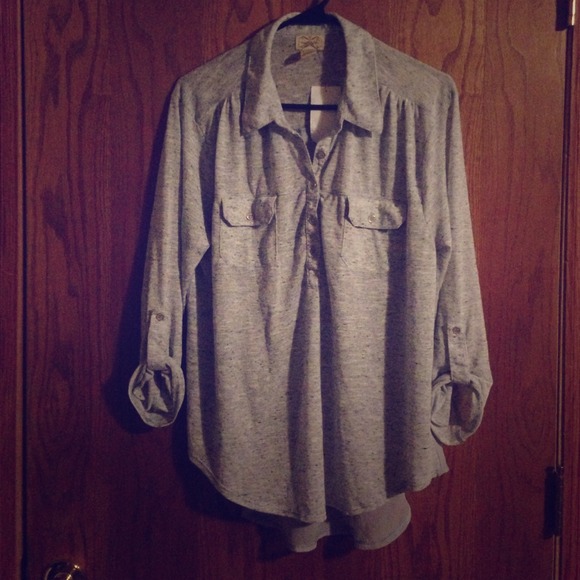 🚫SOLD🚫 Gray Top