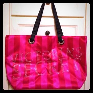 Large Victoria's Secret tote.