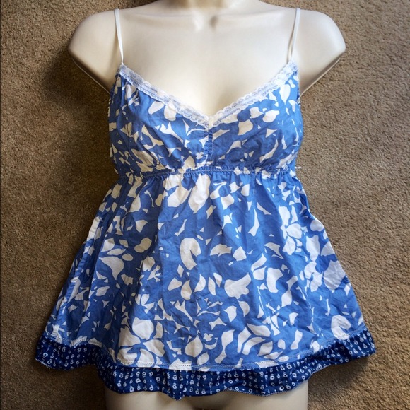 American Eagle Floral Flowy Tank