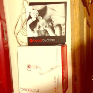 Beats tour buds* priced to sell*