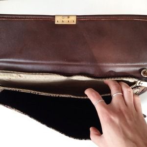 Bags - ✨HP!✨ Vintage tapestry fabric clutch! Bags - ✨HP!✨ Vintage tapestry fabric clutch!