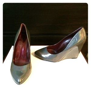 Jessica Simpson "nesco" silver wedge heel