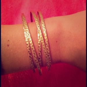 Gold bangle bracelet