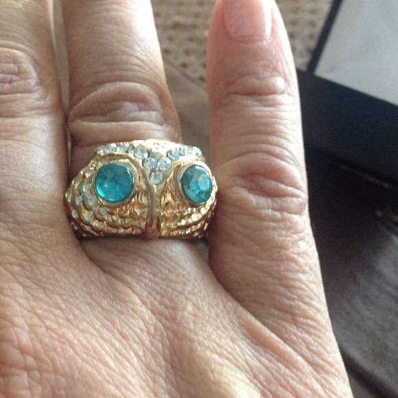 Gold Owl bracelet - Picture 4 of 4