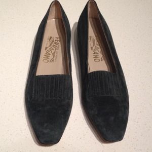 Vintage suede Ferragamo flats