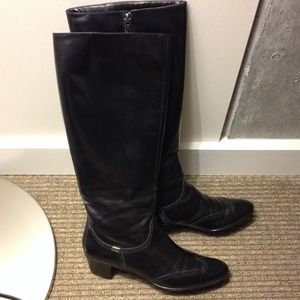 Vintage black leather Ferragamo boots