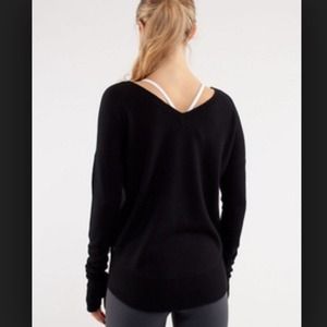 🚫SOLD🚫lululemon yin me reversible sweater