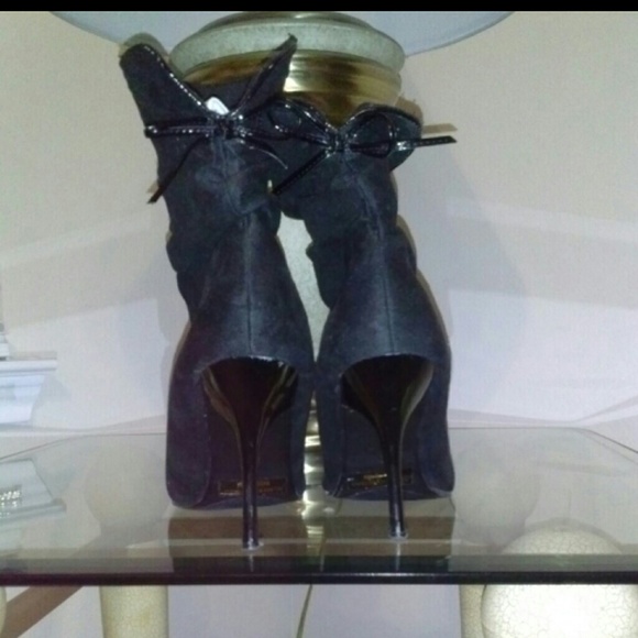 Jet black boots - Picture 3 of 4