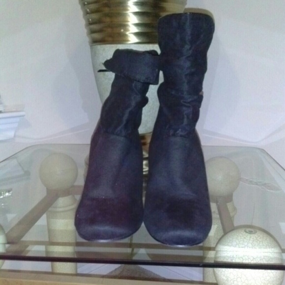 Jet black boots - Picture 4 of 4