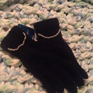 New black gloves