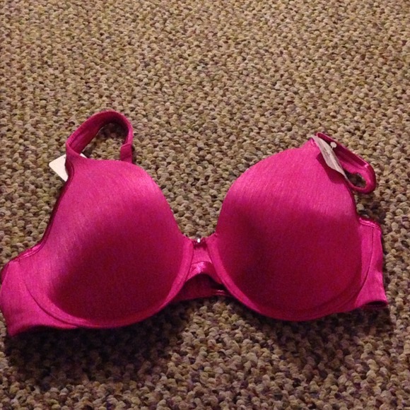 Vanity Fair magenta full coverage bra
