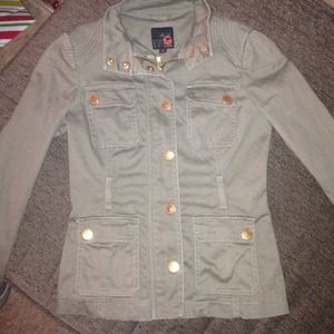 ✨Military Green jacket by GUESS✨